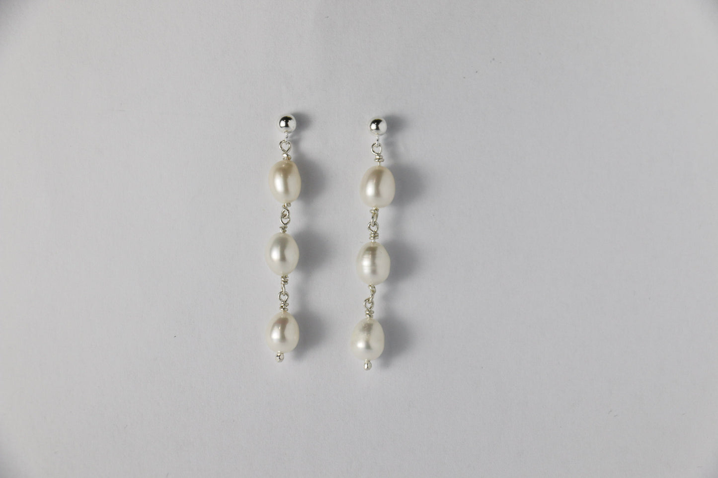 7mm white rice pearl chain stud earrings